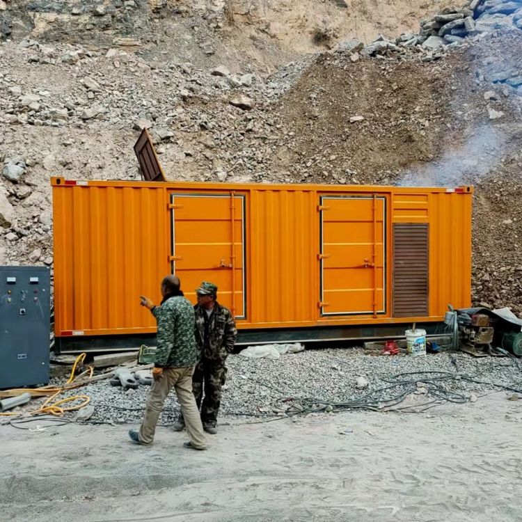 确山如何选择适合自己的 800KW 柴油发电机组？