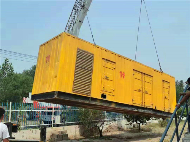 确山300KW柴油发电机组油耗是多少?